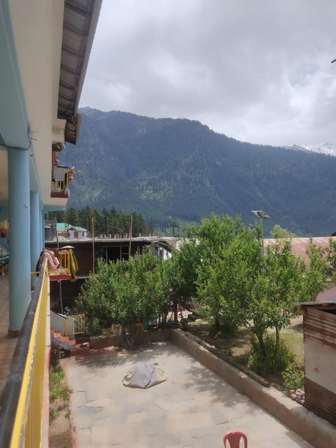 Woods Inn Mountain View Manali Eksteriør billede